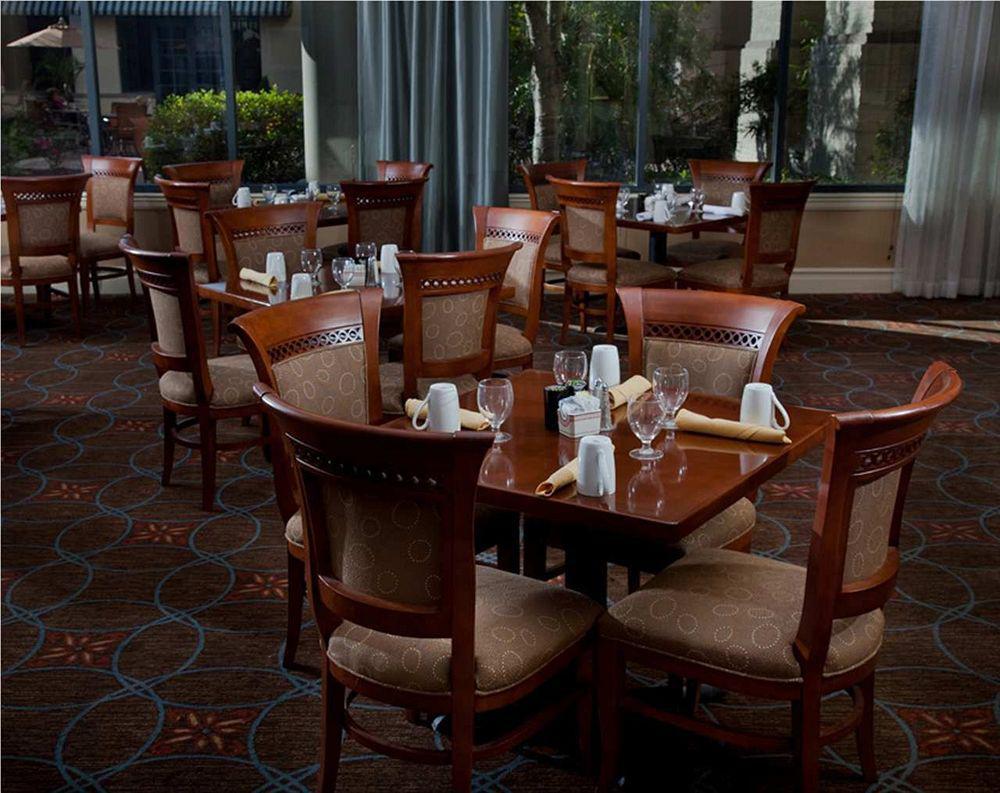Hilton New Orleans Airport Kenner Restaurante foto